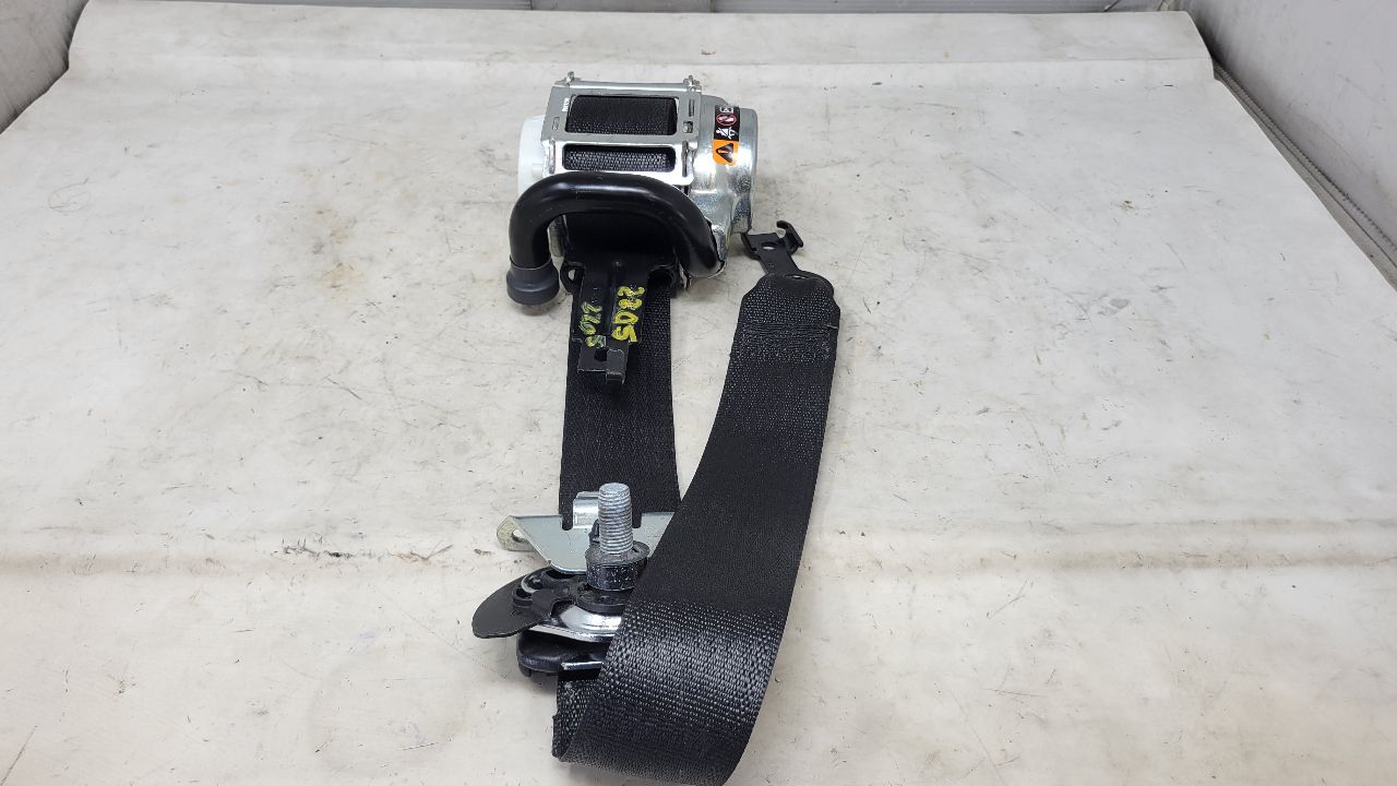 2021 SIERRA150 LH FRONT SEATBELT RETRACTOR BLACK 29735 - image 1