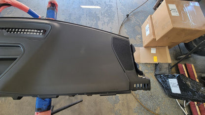 2019 SIERRA150 UPPER DASH PANEL W/RH BAG BLACK 29763 - image 4