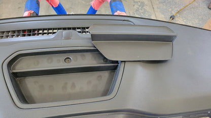 2019 SIERRA150 UPPER DASH PANEL W/RH BAG BLACK 29763 - image 15