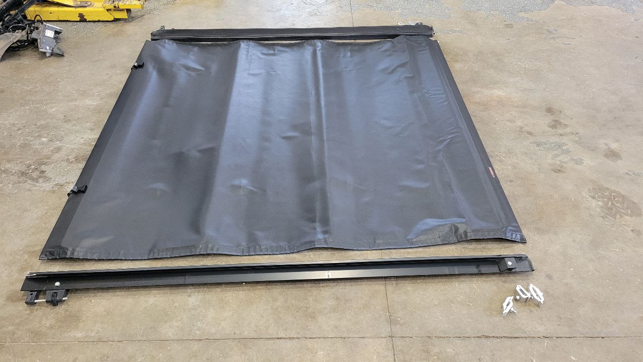 2019 SIERRA150 ACCESS TONNEAU COVER ROLL UP 5'9" 29765 - image 4