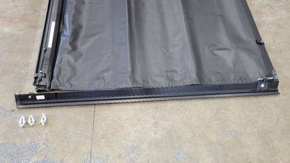 2019 SIERRA150 ACCESS TONNEAU COVER ROLL UP 5'9" 29765 - image 11