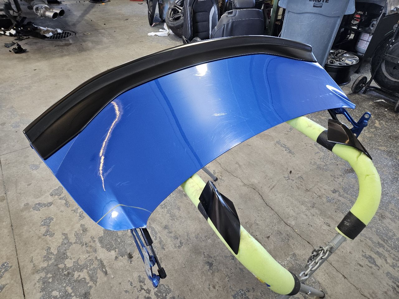 2018 CAMARO DECKLID W/1LE SPOILER BLUE SMALLDENT 29771 - image 4