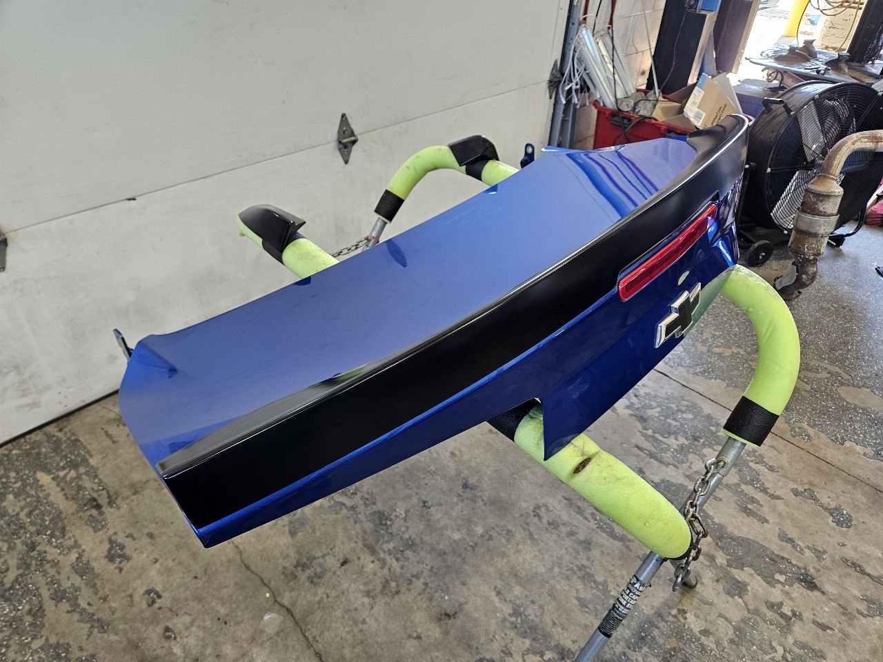 2018 CAMARO DECKLID W/1LE SPOILER BLUE SMALLDENT 29771 - image 10