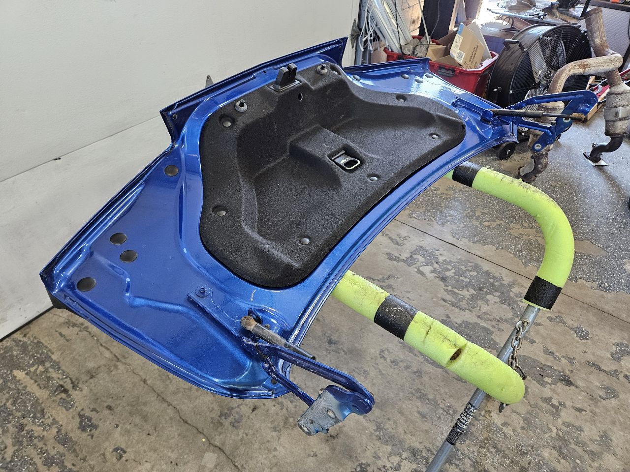 2018 CAMARO DECKLID W/1LE SPOILER BLUE SMALLDENT 29771 - image 15