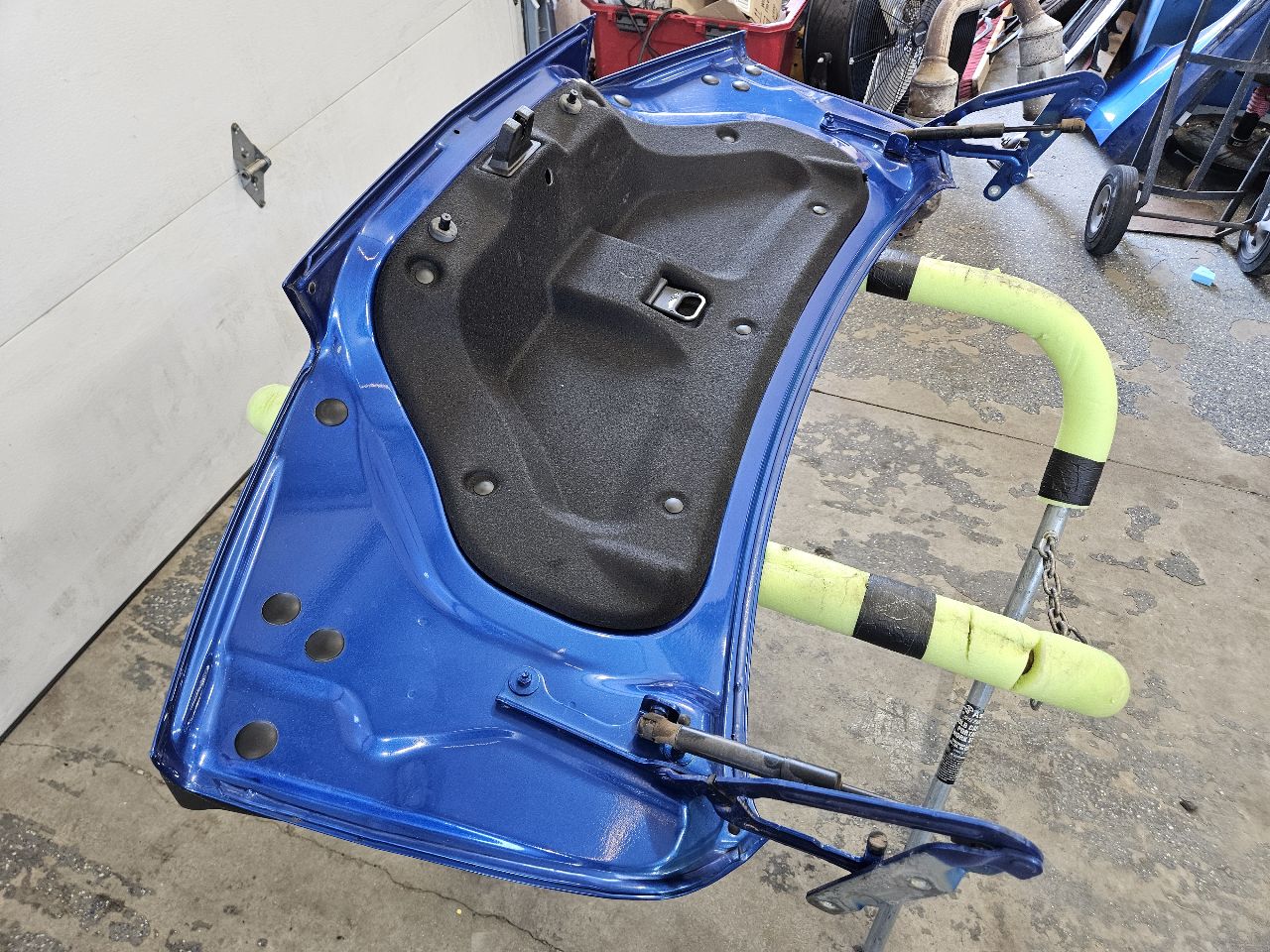 2018 CAMARO DECKLID W/1LE SPOILER BLUE SMALLDENT 29771 - image 19