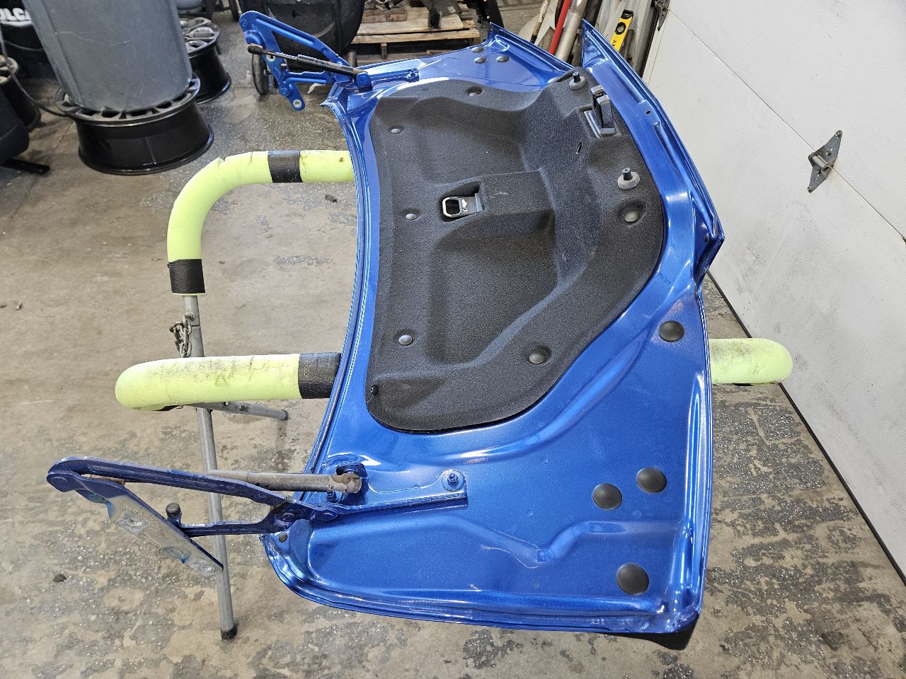 2018 CAMARO DECKLID W/1LE SPOILER BLUE SMALLDENT 29771 - image 20