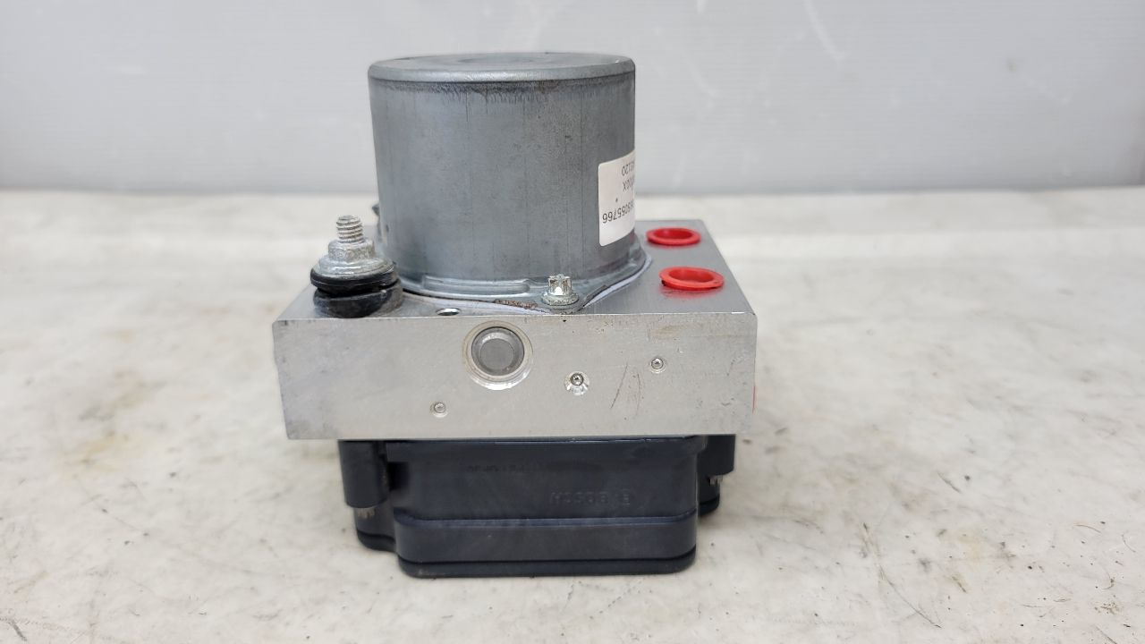 2018 CAMARO ABS BRAKE PUMP & MODULE 32K 84244636 29814 - image 2
