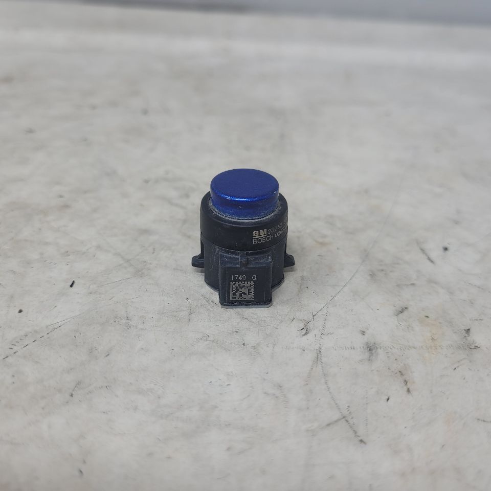 2018 CAMARO OEM PARK SENSOR HYPER BLUE 23262165 29854 - image 4