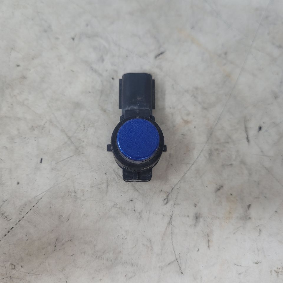 2018 CAMARO OEM PARK SENSOR HYPER BLUE 23262165 29854 - image 5
