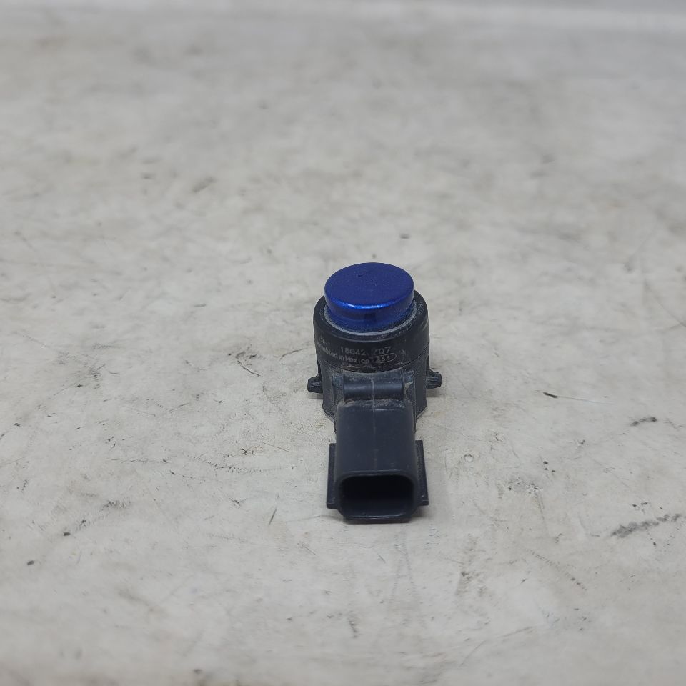 2018 CAMARO OEM PARK SENSOR HYPER BLUE 23262165 29855 - image 4