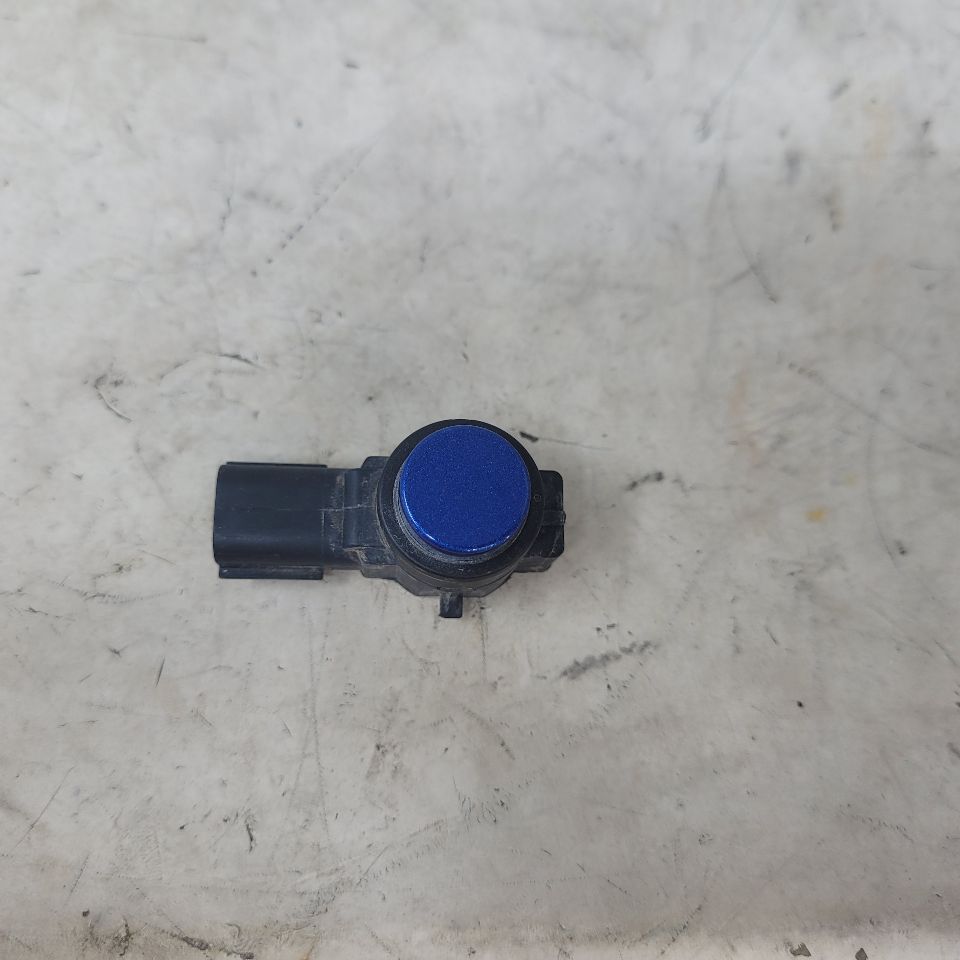 2018 CAMARO OEM PARK SENSOR HYPER BLUE 23262165 29855 - image 5