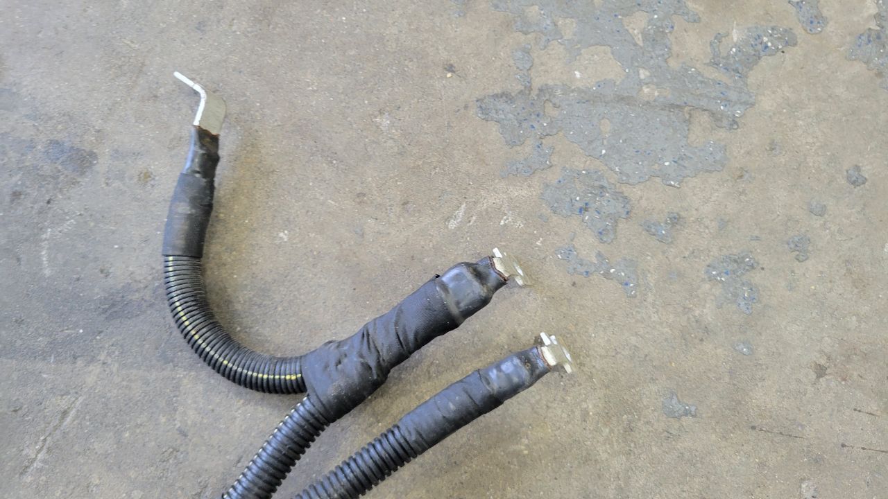 2021 SIERRA150 BATTERY TO STARTER POSITIVE CABLE 29873 - image 2