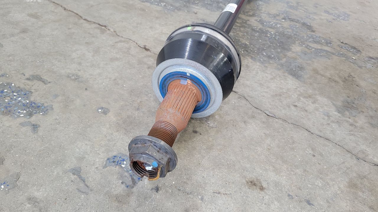 2018 CAMARO SS 1LE RH PASSENGER REAR AXLE 32K 29883 - image 5