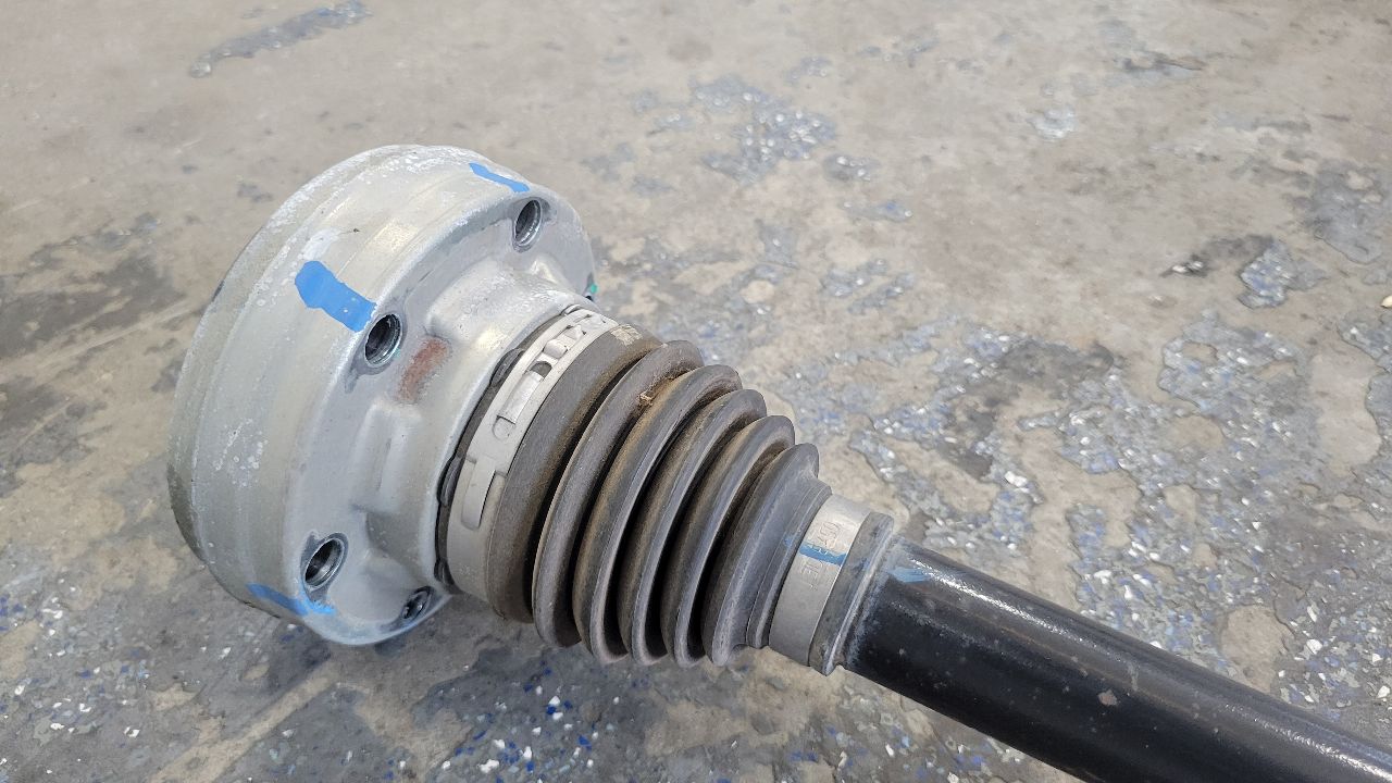 2018 CAMARO SS 1LE RH PASSENGER REAR AXLE 32K 29883 - image 8