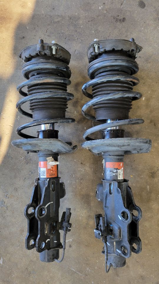 2018 CAMARO FRONT STRUTS PAIR EIBACH SPRINGS 32K 29890 - image 6