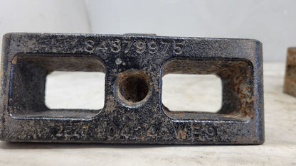 2022 SILVRDO15 OEM 2" LEAF SPRING BLOCKS AT4 PAIR 29923 - image 7