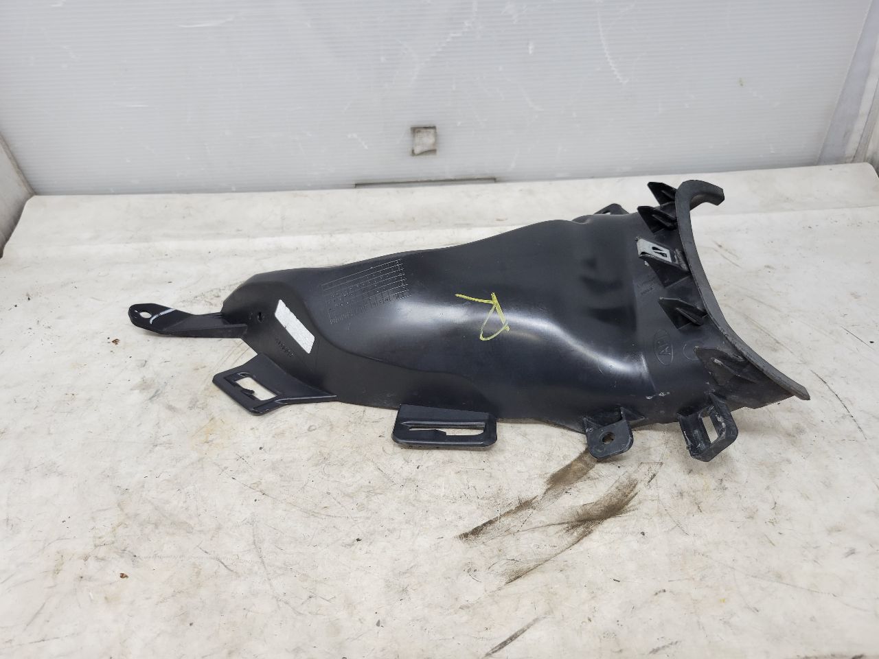 2018 CAMARO RH FRONT BUMPER COVER AIR DUCT 29932 - image 12