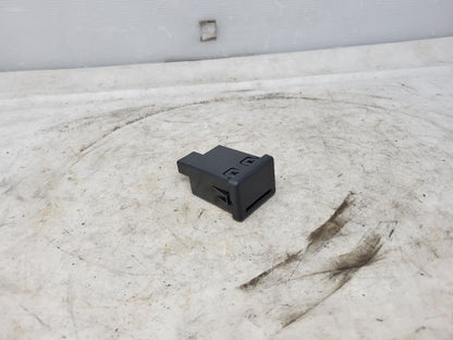2018 CAMARO MEMORY CARD RECEPTACLE READER 29937 - image 13