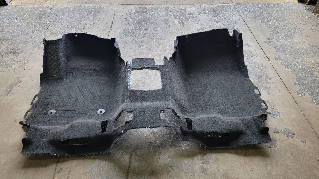 2023 SIERRA150 CREW CAB FRONT CARPET BLACK 29967 - image 2