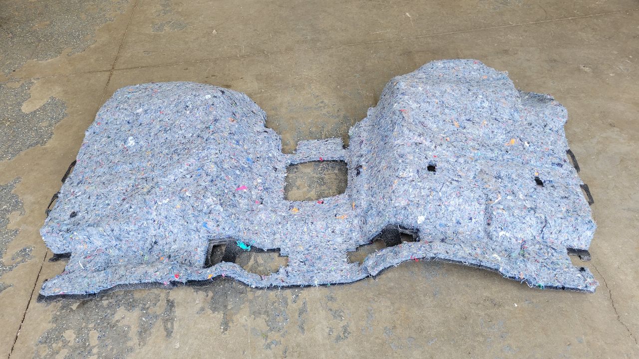 2023 SIERRA150 CREW CAB FRONT CARPET BLACK 29967 - image 7