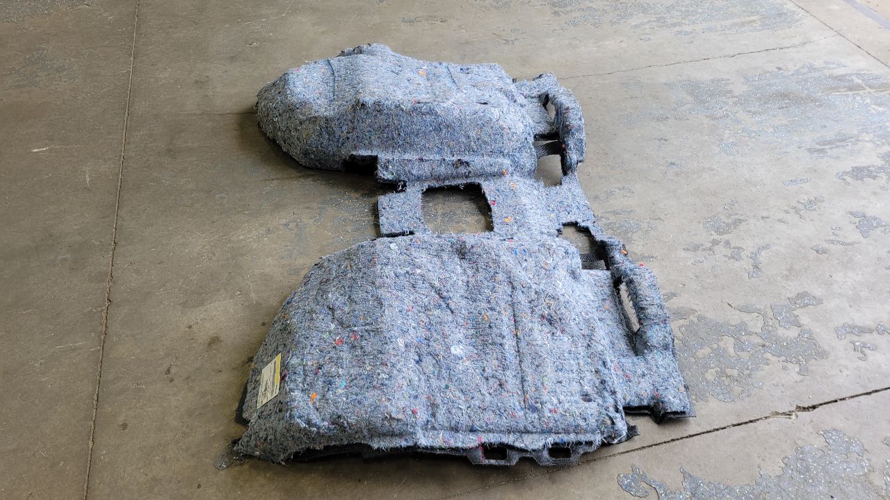 2023 SIERRA150 CREW CAB FRONT CARPET BLACK 29967 - image 10