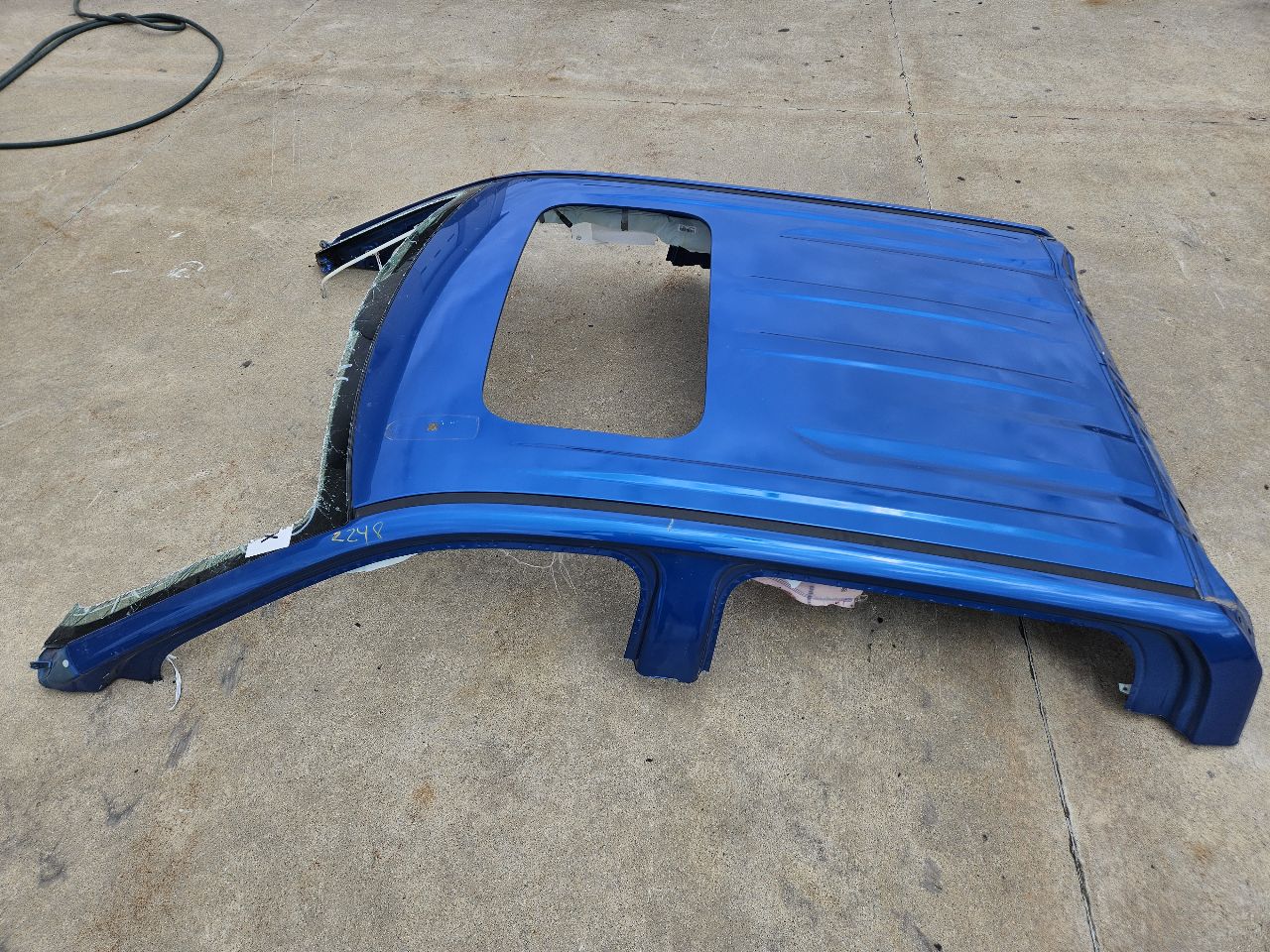 2023 SIERRA150 ROOF CUT BARE CREW CAB BLUE GLT 30009 - image 4