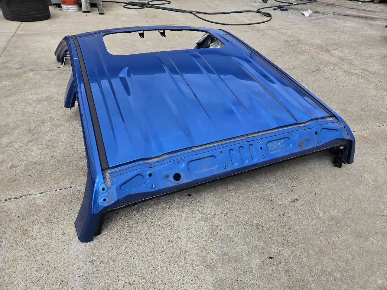 2023 SIERRA150 ROOF CUT BARE CREW CAB BLUE GLT 30009 - image 6