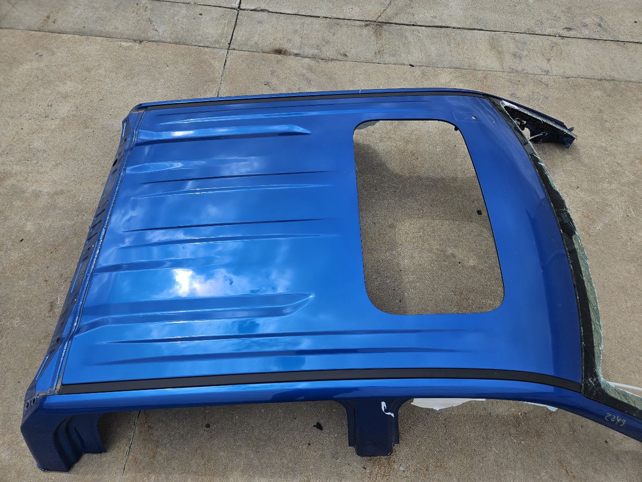 2023 SIERRA150 ROOF CUT BARE CREW CAB BLUE GLT 30009 - image 10