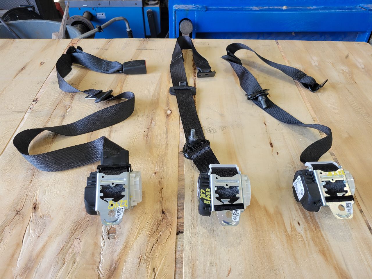 2023 SIERRA150 REAR SEAT BELTS RETRACTORS SET OF 3 30029 - image 1