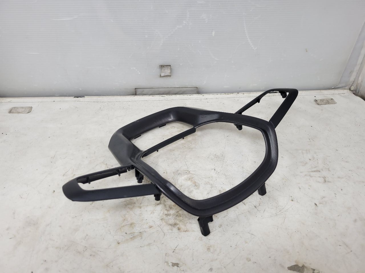 2023 SIERRA150 STEERING WHEEL TRIM APPLIQUE VULCAN 30058 - image 5