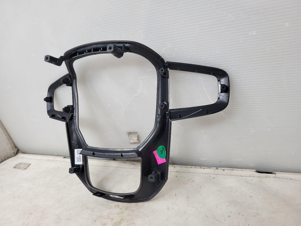 2023 SIERRA150 STEERING WHEEL TRIM APPLIQUE VULCAN 30058 - image 11