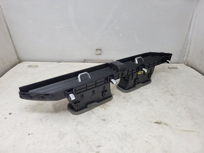 2023 SIERRA150 CENTER DASH VENTS PAIR 84654425 30063 - image 4