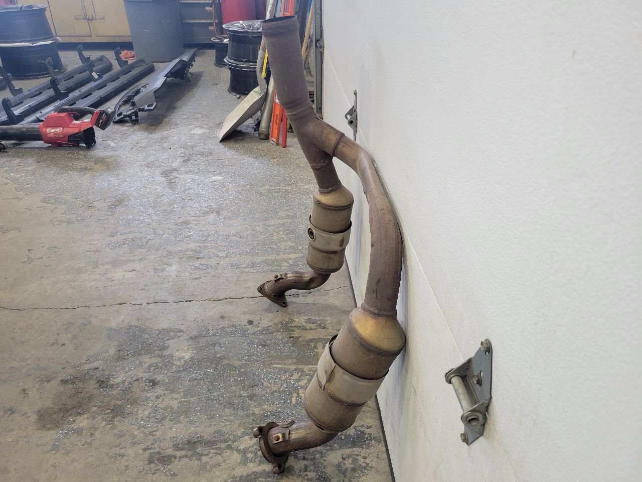 2023 SIERRA150 6.2L OEM EXHAUST Y PIPE 59K MILES 30092 - image 3