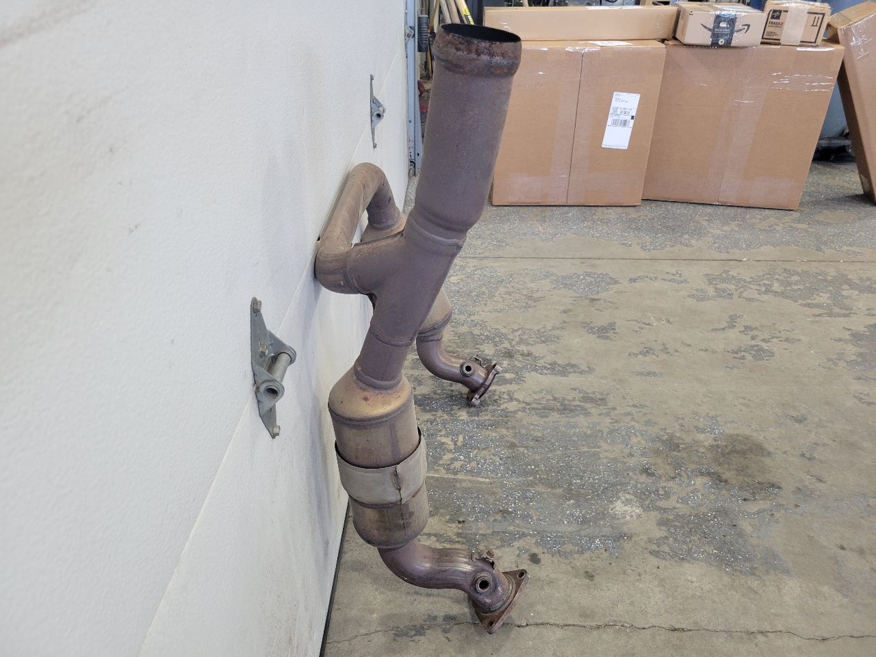 2023 SIERRA150 6.2L OEM EXHAUST Y PIPE 59K MILES 30092 - image 5