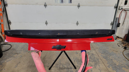 2013 CAMARO DECKLID & SPOILER RED GCN PARK DING 30138 - image 1