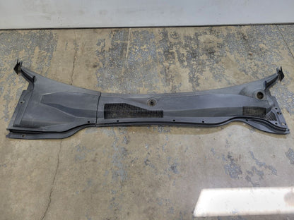2013 CAMARO WINDSHIELD WIPER COWL TRIM PANEL 30162 - image 1