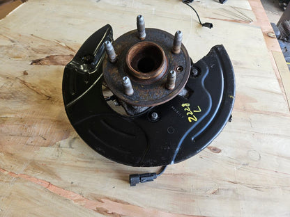 2013 CAMARO LH DRIVER FRONT SPINDLE WITH HUB 30171 - image 3