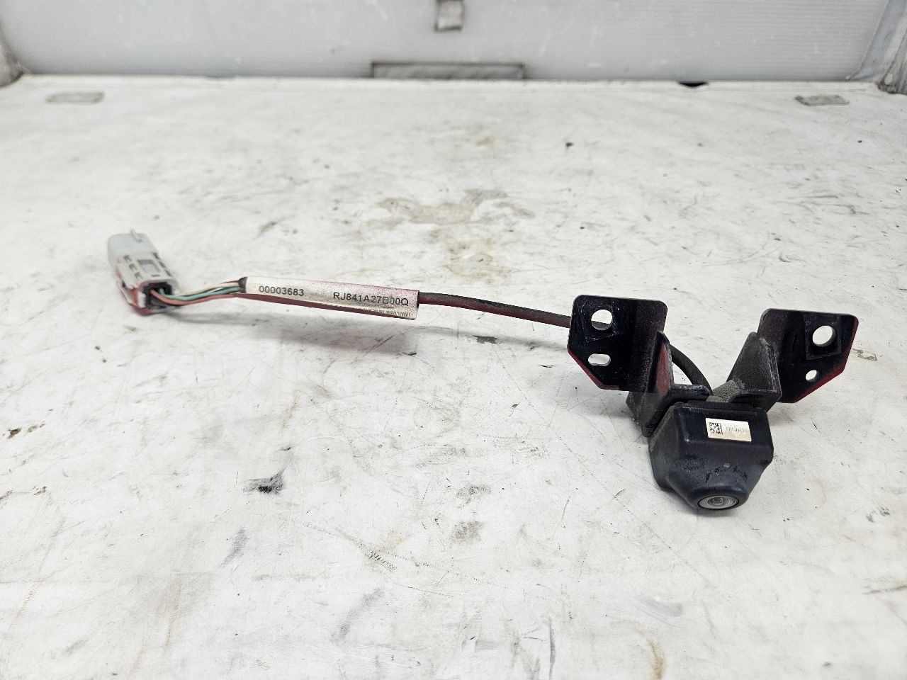 2013 CAMARO OEM REAR VIEW CAMERA 22767362 30194 - image 7