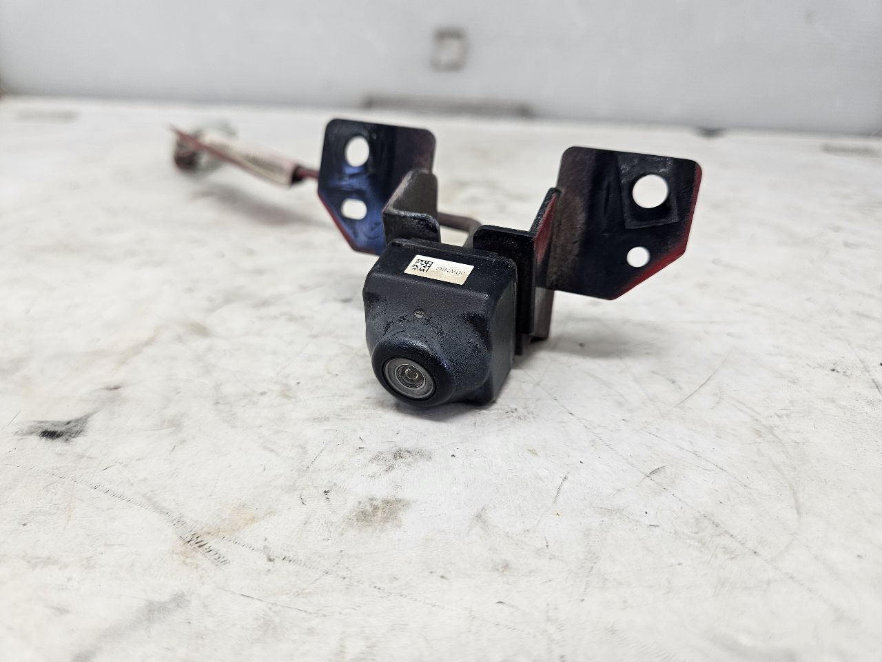 2013 CAMARO OEM REAR VIEW CAMERA 22767362 30194 - image 8