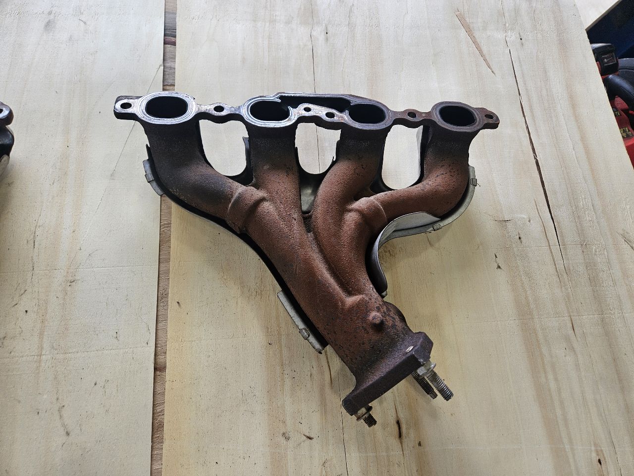 2000 CORVETTE OEM EXHAUST MANIFOLDS PAIR LH RH 30198 - image 2