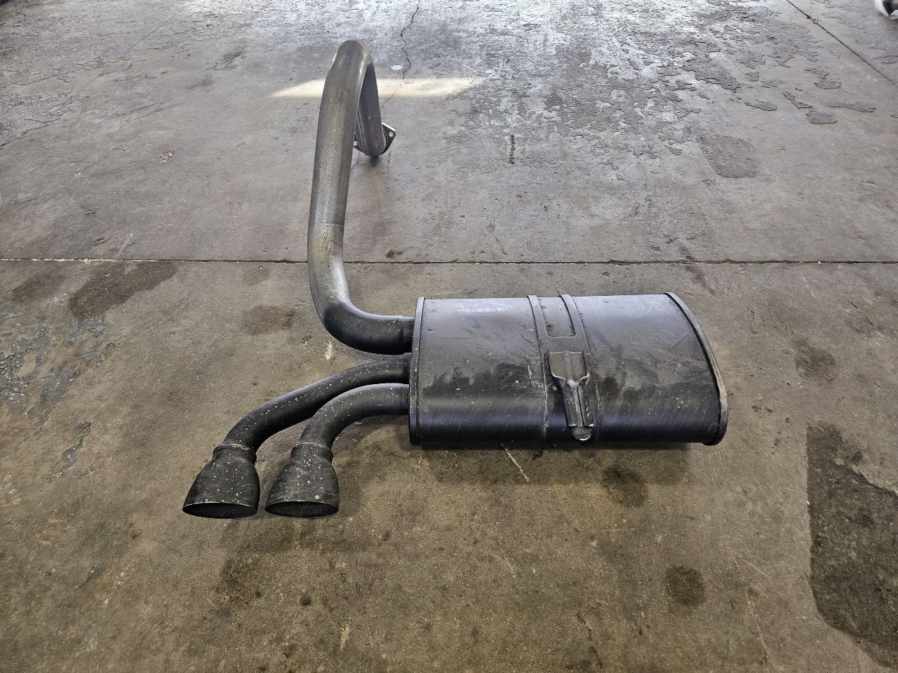 2000 CORVETTE NEW OLD STOCK PASSENGER MUFFLER 30200 - image 2