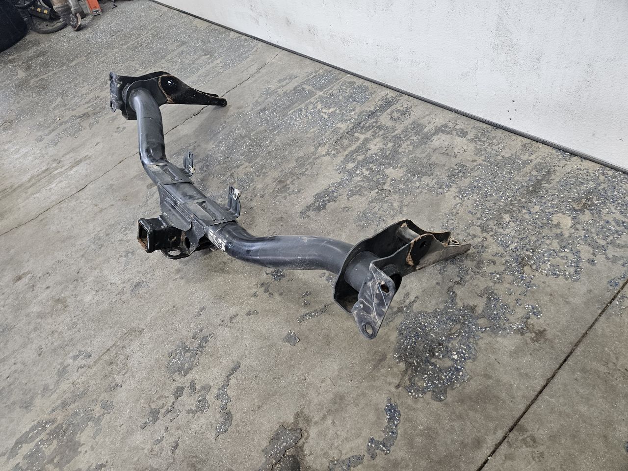 2019 SIERRA150 OEM TRAILER TOW HITCH 1500 30211 - image 1
