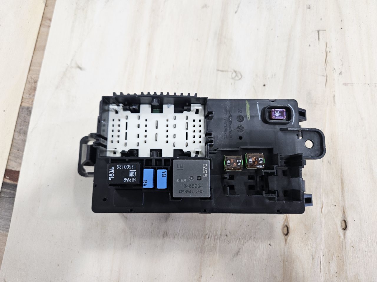 2019 SIERRA150 RH DASH FUSE BOX WIRE JUNCTION 30227 - image 3