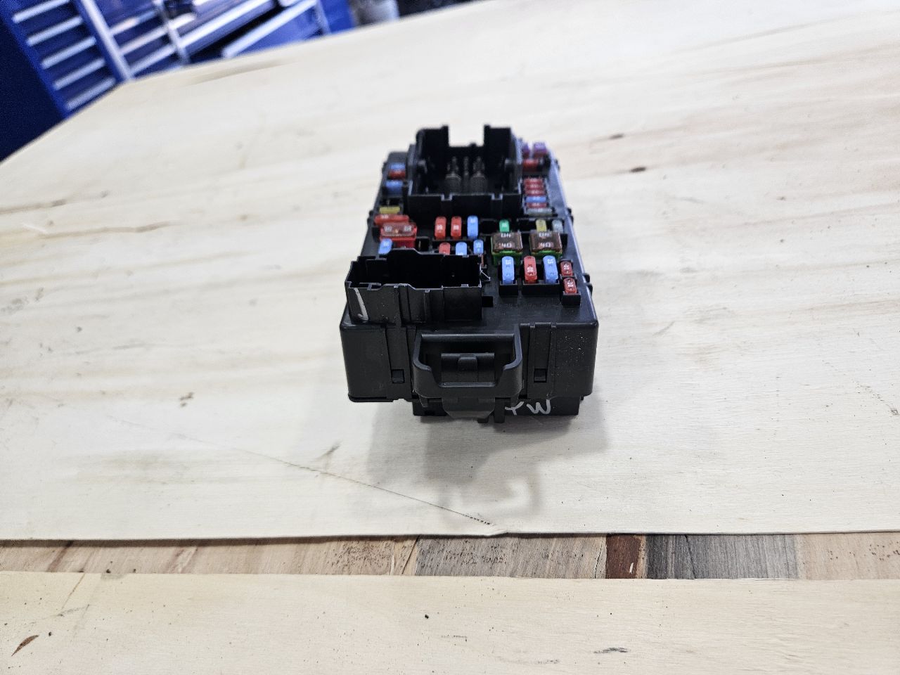 2019 SIERRA150 RH DASH FUSE BOX WIRE JUNCTION 30227 - image 5