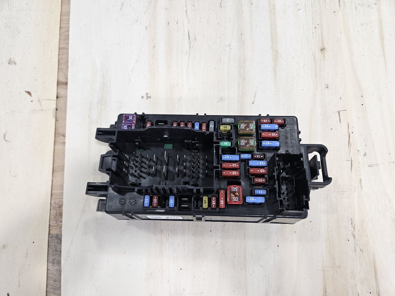 2019 SIERRA150 RH DASH FUSE BOX WIRE JUNCTION 30227 - image 8