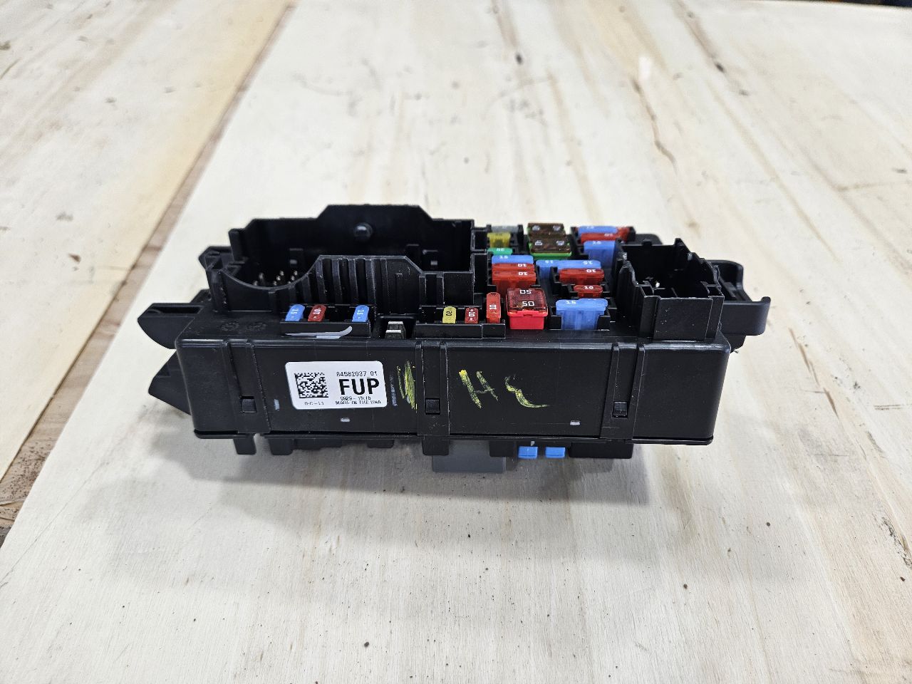 2019 SIERRA150 RH DASH FUSE BOX WIRE JUNCTION 30227 - image 9