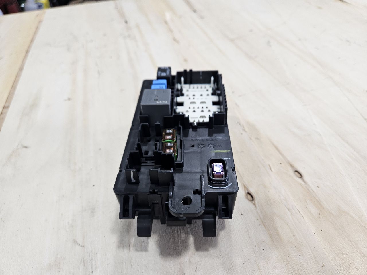 2019 SIERRA150 RH DASH FUSE BOX WIRE JUNCTION 30227 - image 10