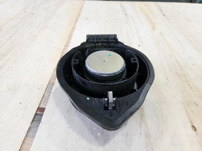 2019 SIERRA150 REAR DOOR BOSE SPEAKER 84584302 30247 - image 1