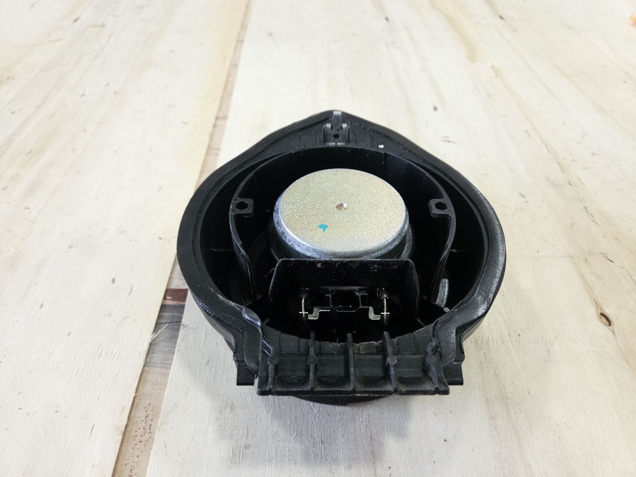2019 SIERRA150 REAR DOOR BOSE SPEAKER 84584302 30247 - image 7