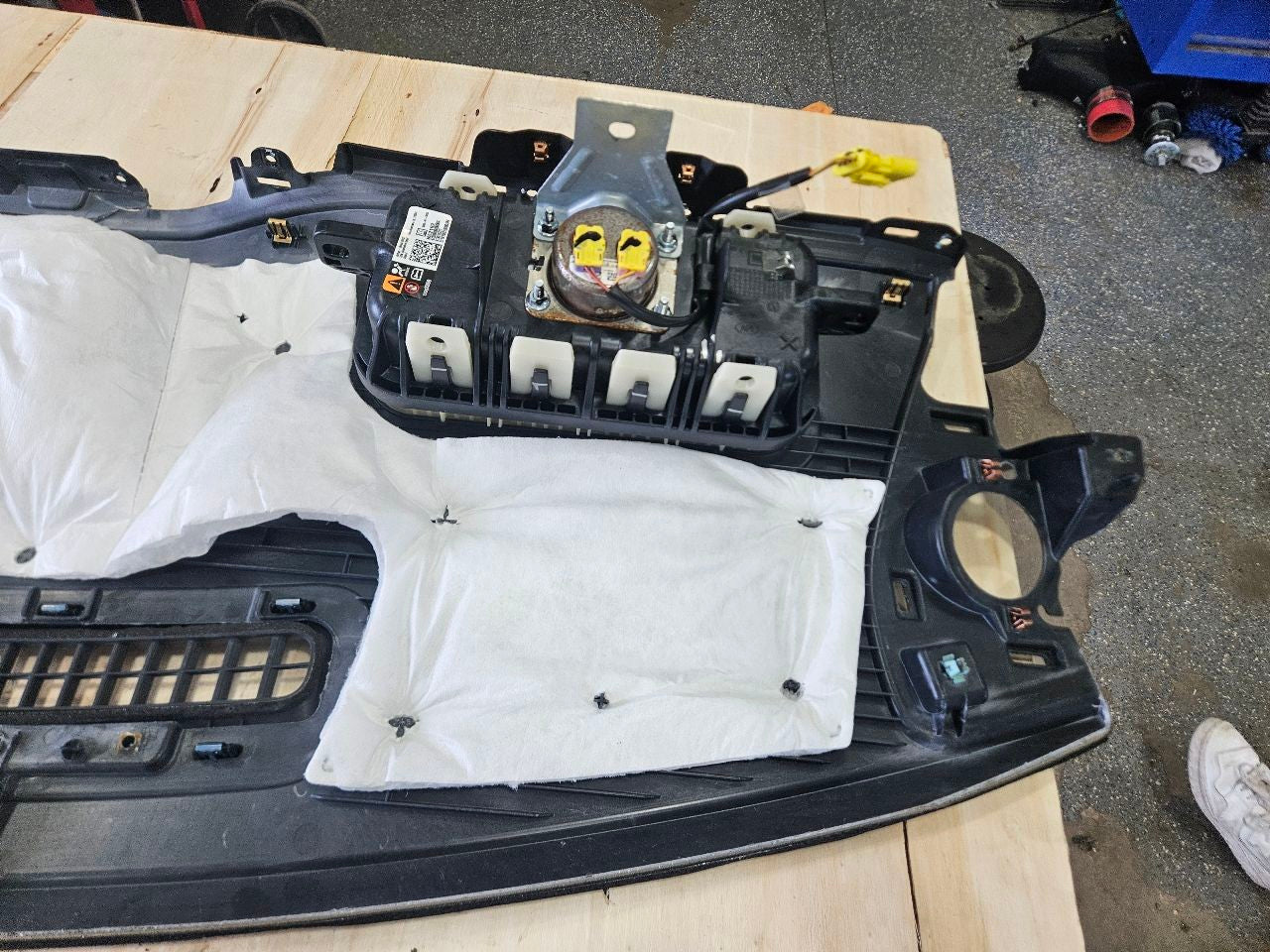 2019 SIERRA150 UPPER DASH BOARD PANEL W/BAG 30260 - image 14